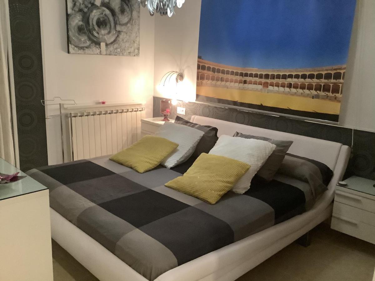 Atico Rilque, Apartamentos Independientes Con Jacuzzi Privado Y Terraza En Ronda Luaran gambar