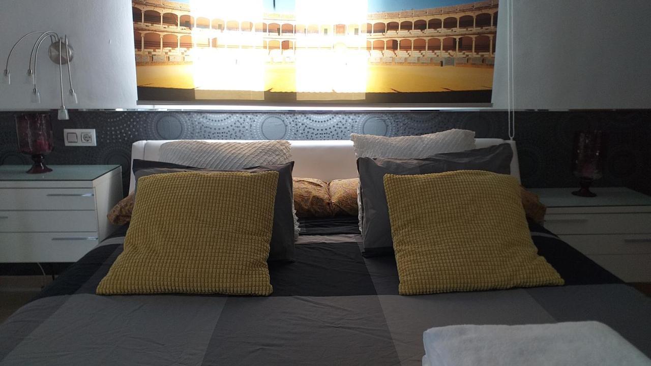 Atico Rilque, Apartamentos Independientes Con Jacuzzi Privado Y Terraza En Ronda Luaran gambar