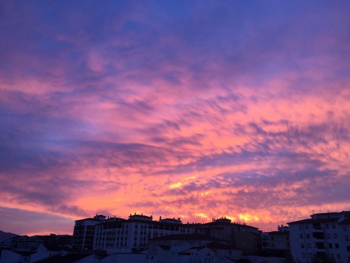 Atico Rilque, Apartamentos Independientes Con Jacuzzi Privado Y Terraza En Ronda Luaran gambar